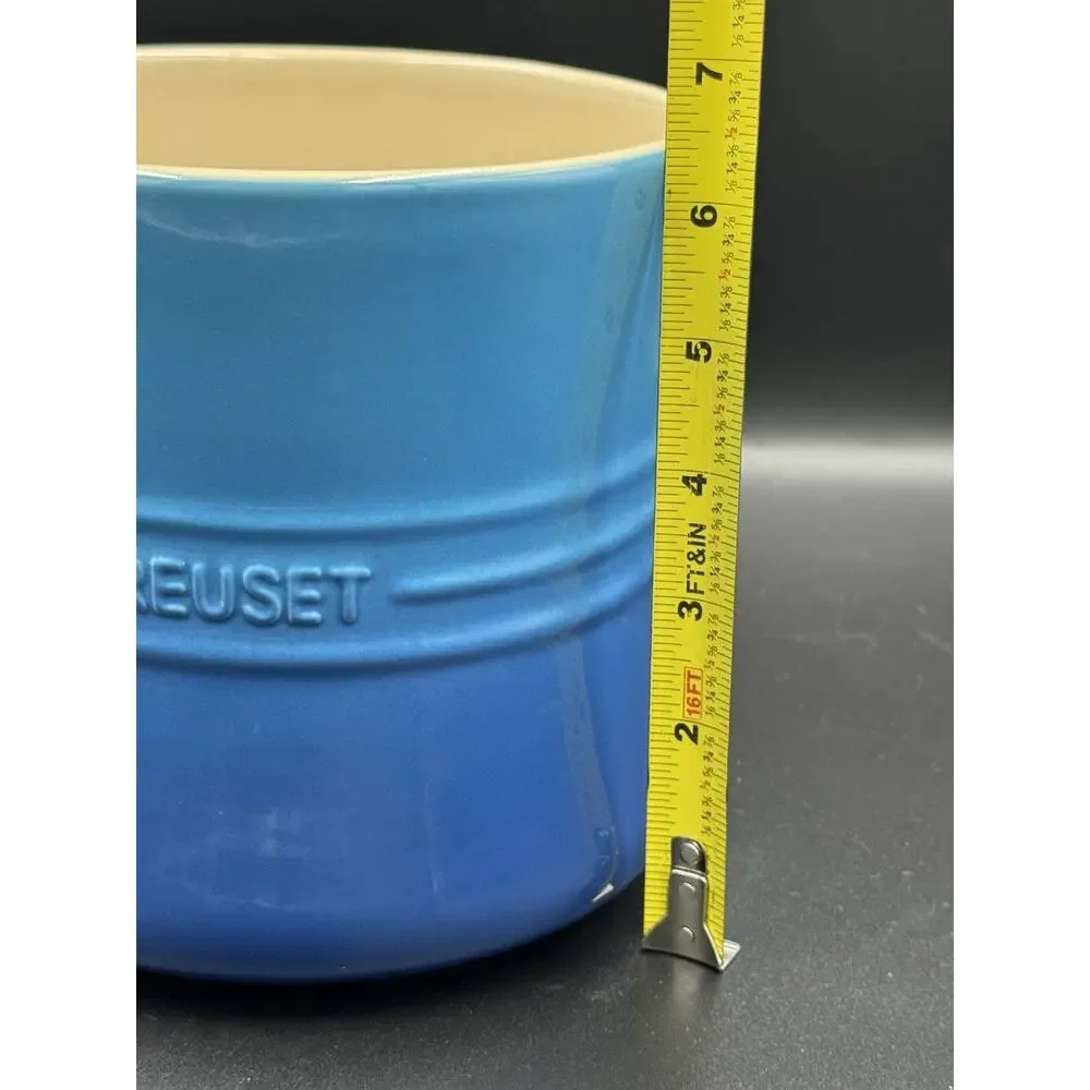 NWT Le Creuset Marseille 2.3L Large Stoneware Utensil Crock Gradient Blue